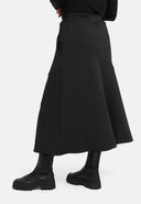 'Nuvia' Skirt – chic, comfortable & with a sophisticated cut