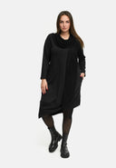 'Lunet' Dress – modern, elegant & with a characterful design