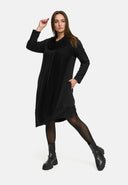 'Lunet' Dress – modern, elegant & with a characterful design