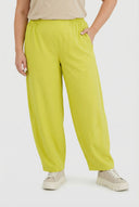 'Livia' Trousers – Wide Fit, Simple Design, & Stretch